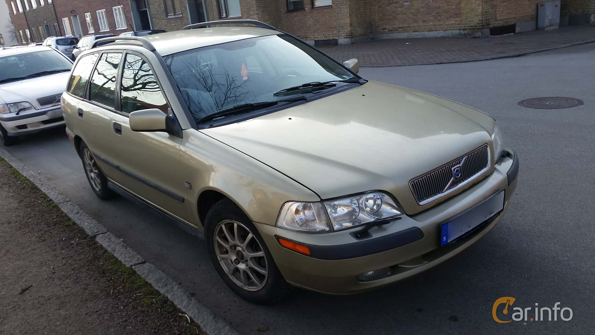 Volvo V40 2.0 136hp, 2001