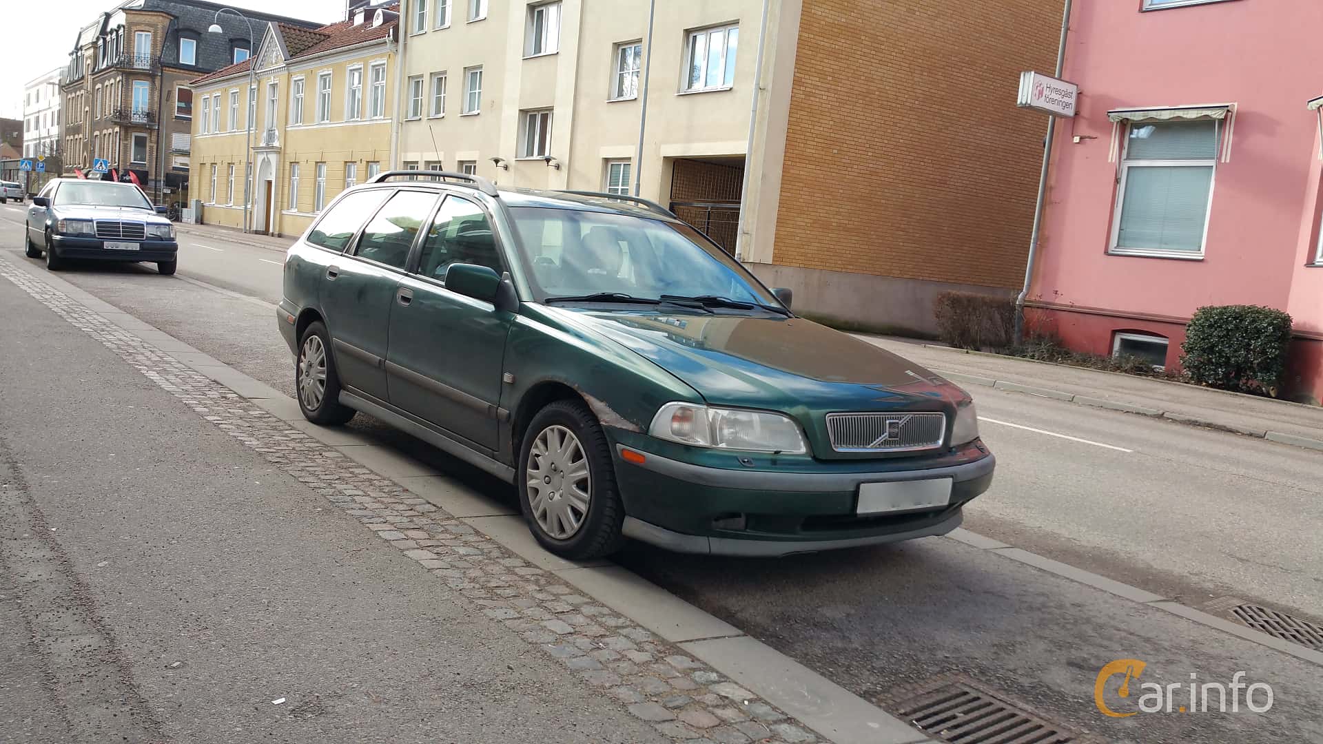 Volvo V40 1.8i Manual, 125hp, 1999