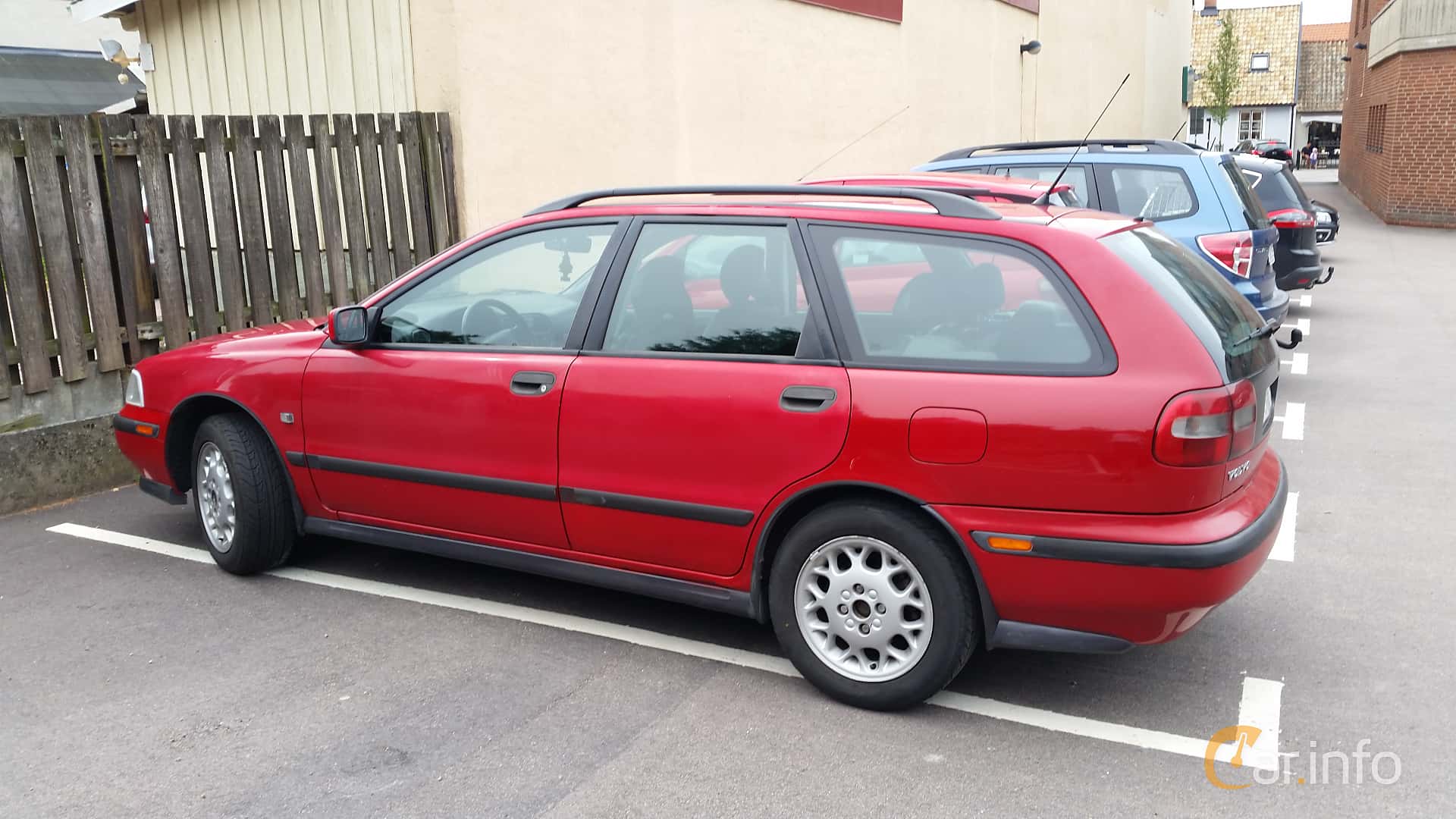 Volvo V40 2.0T 160hp, 1998