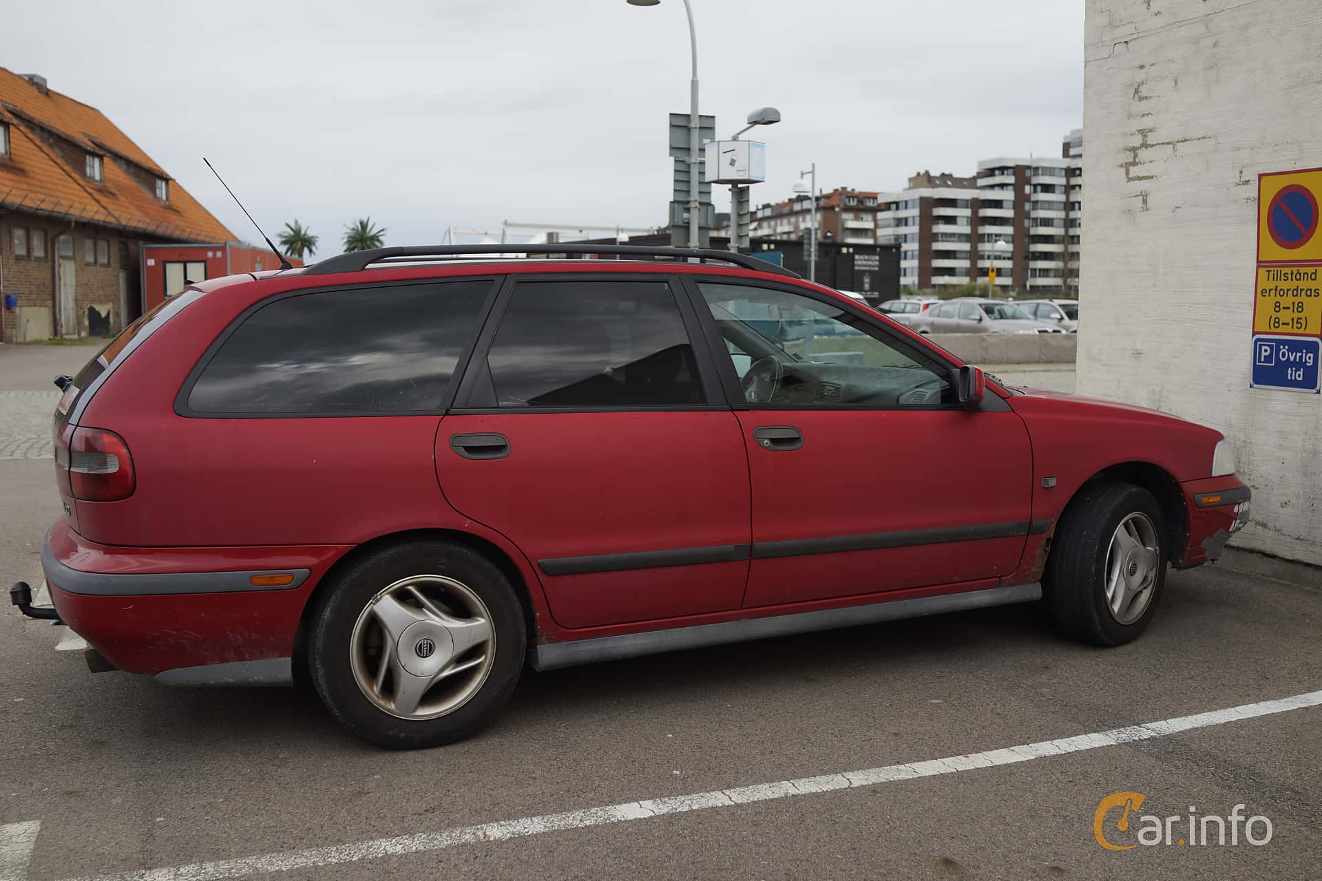 Volvo V40 1.9 TD Manual, 90hp, 1996