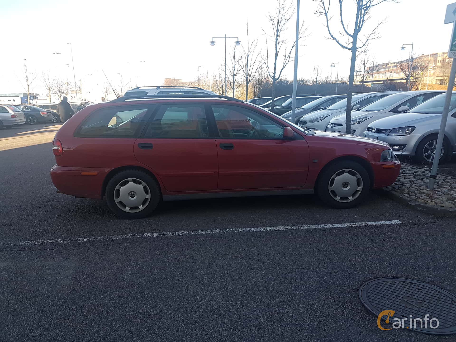 Volvo V40 1.8 Manual, 122hp, 2003