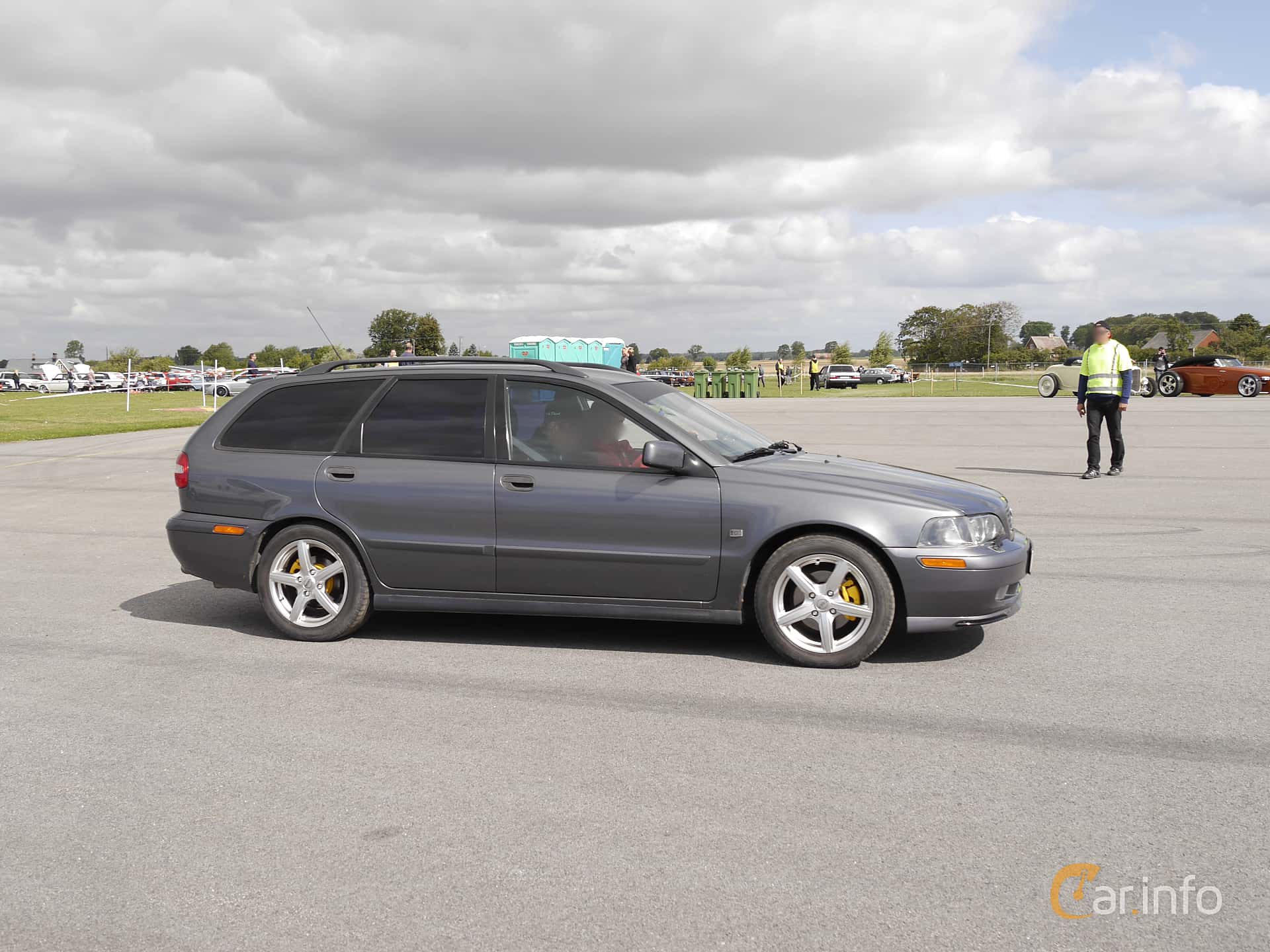 Volvo V40 T4 200hp, 2001