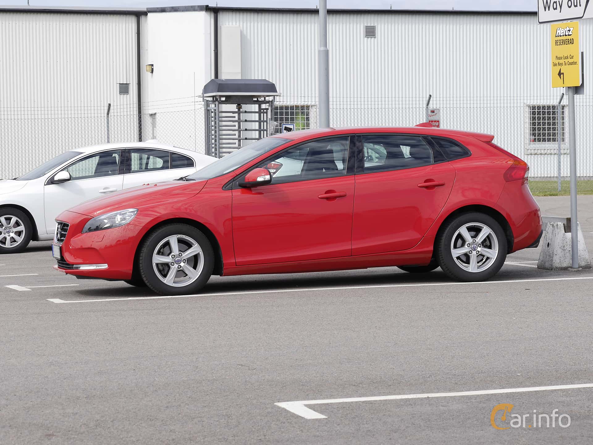 Volvo V40 T3 Manual, 150hp, 2013