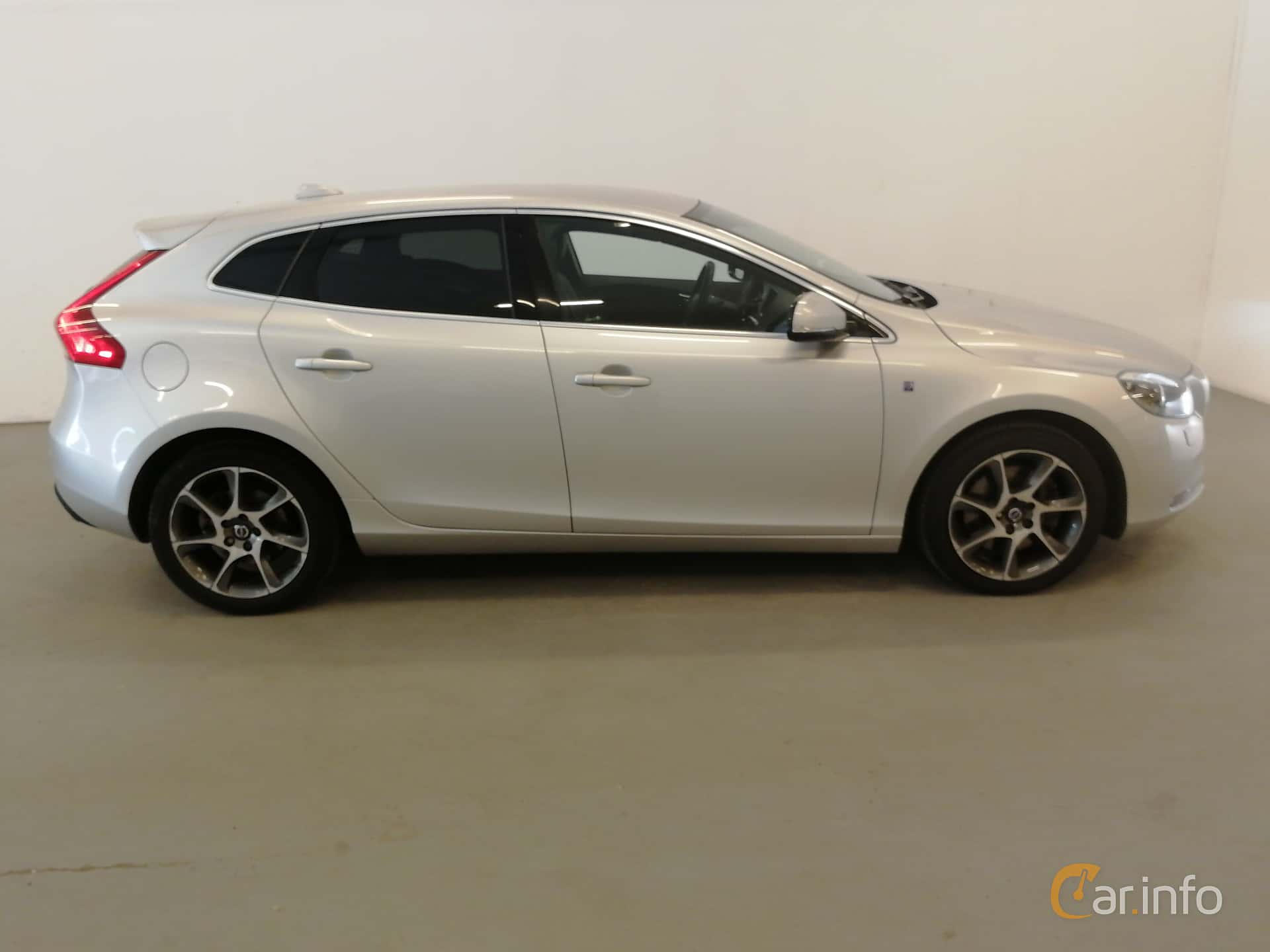 Volvo V40 D3 150hp, 2015
