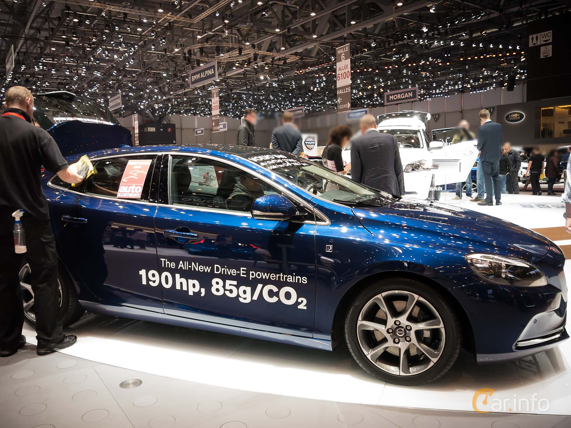 Volvo V40 generation P1 D4