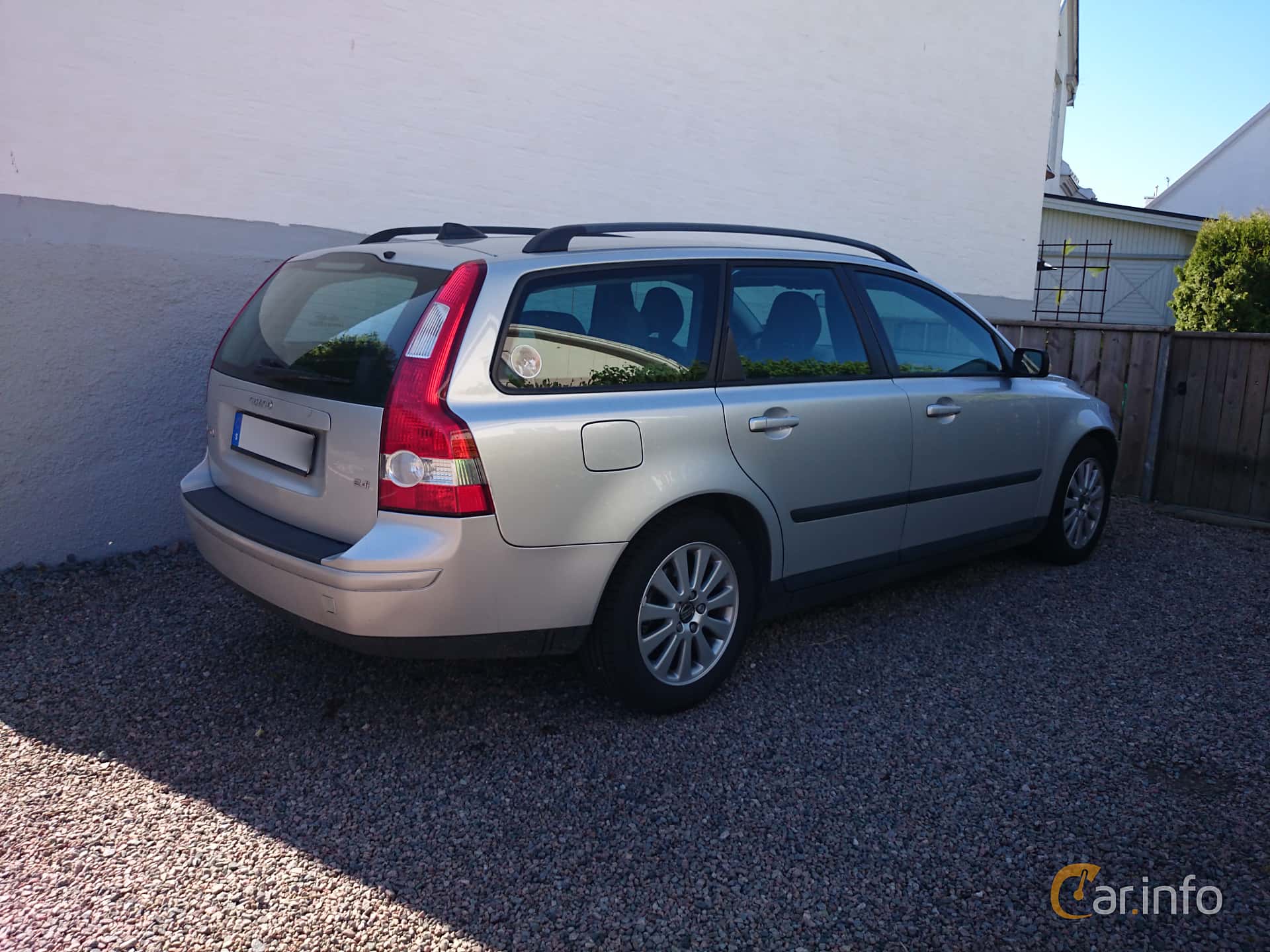 Volvo V50 generation M 2.4 Automatic, 5-speed