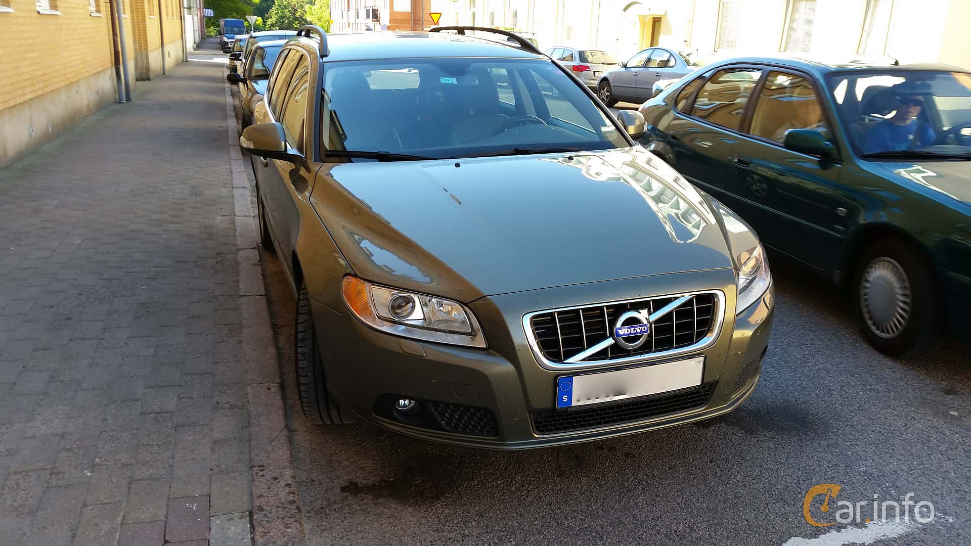 Volvo V70 2.5T Flexifuel DRIVe Manual, 231hp, 2009
