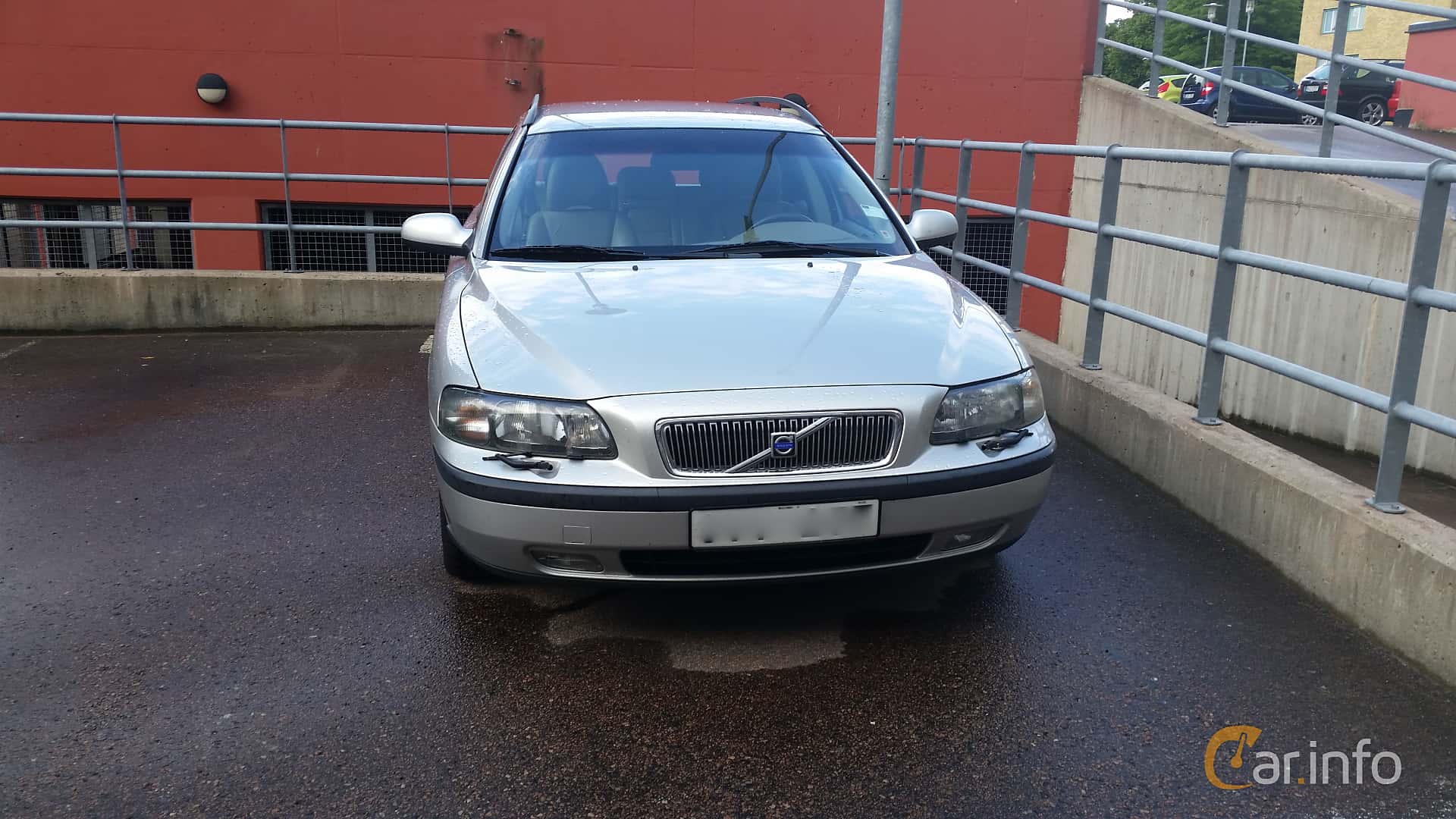 Volvo V70 2.4T Manual, 200hp, 2002