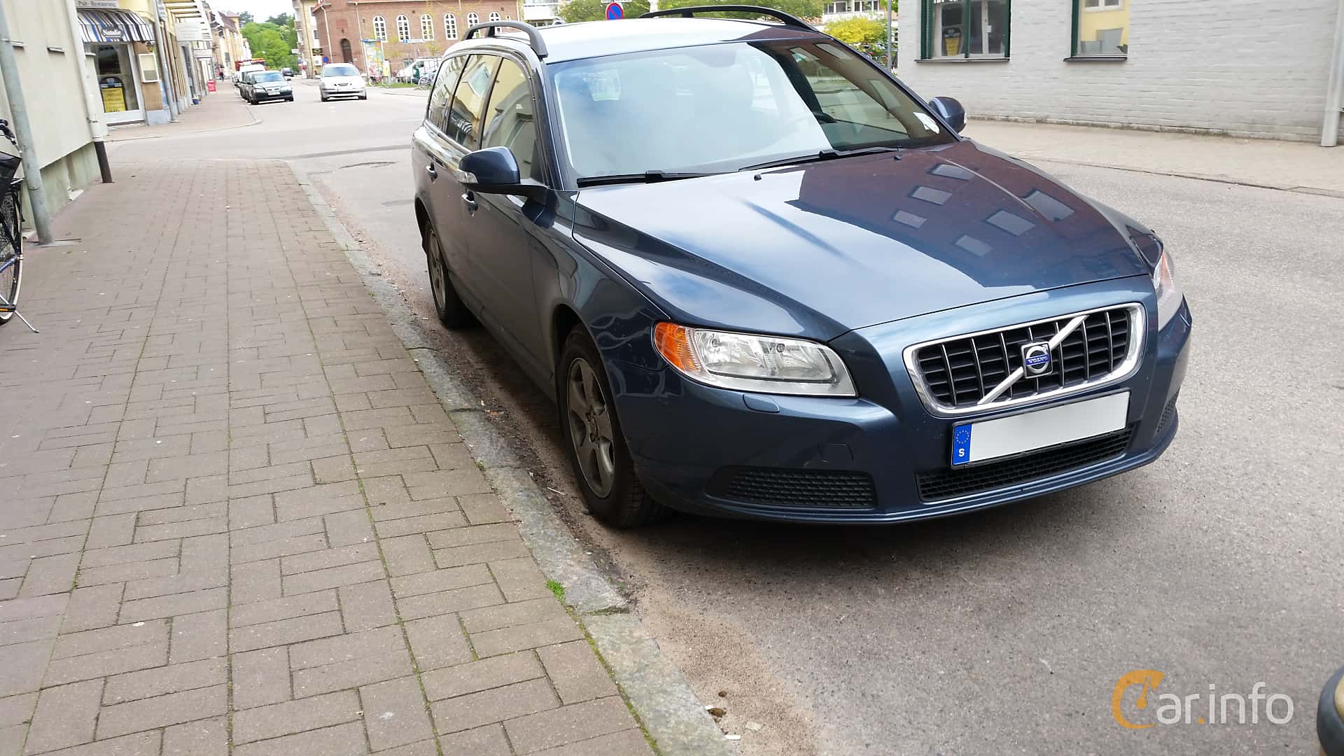 Volvo V70 2.0 Flexifuel Manual, 145hp, 2008