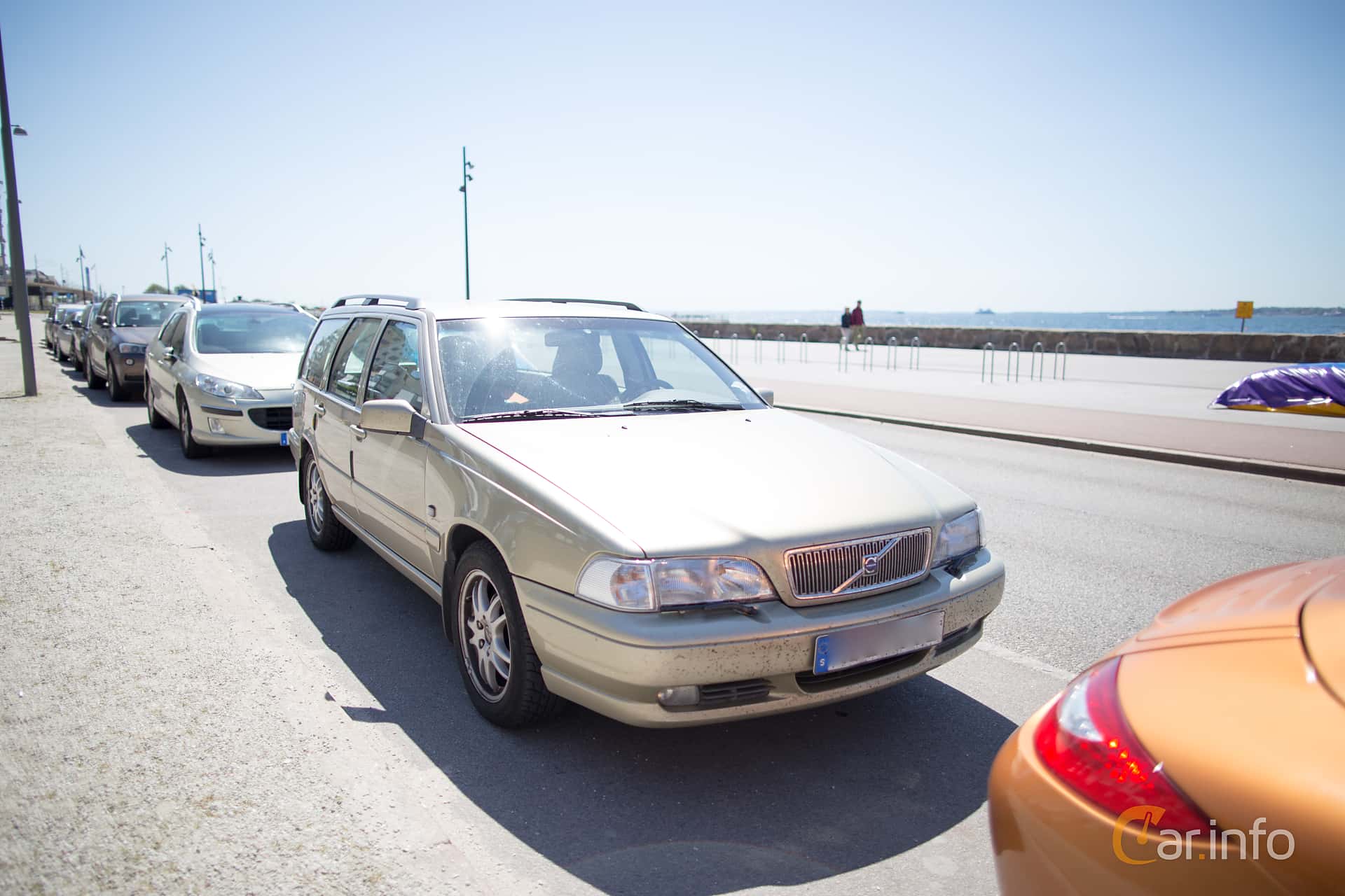Volvo V70 2.5T Automatic, 193hp, 2000