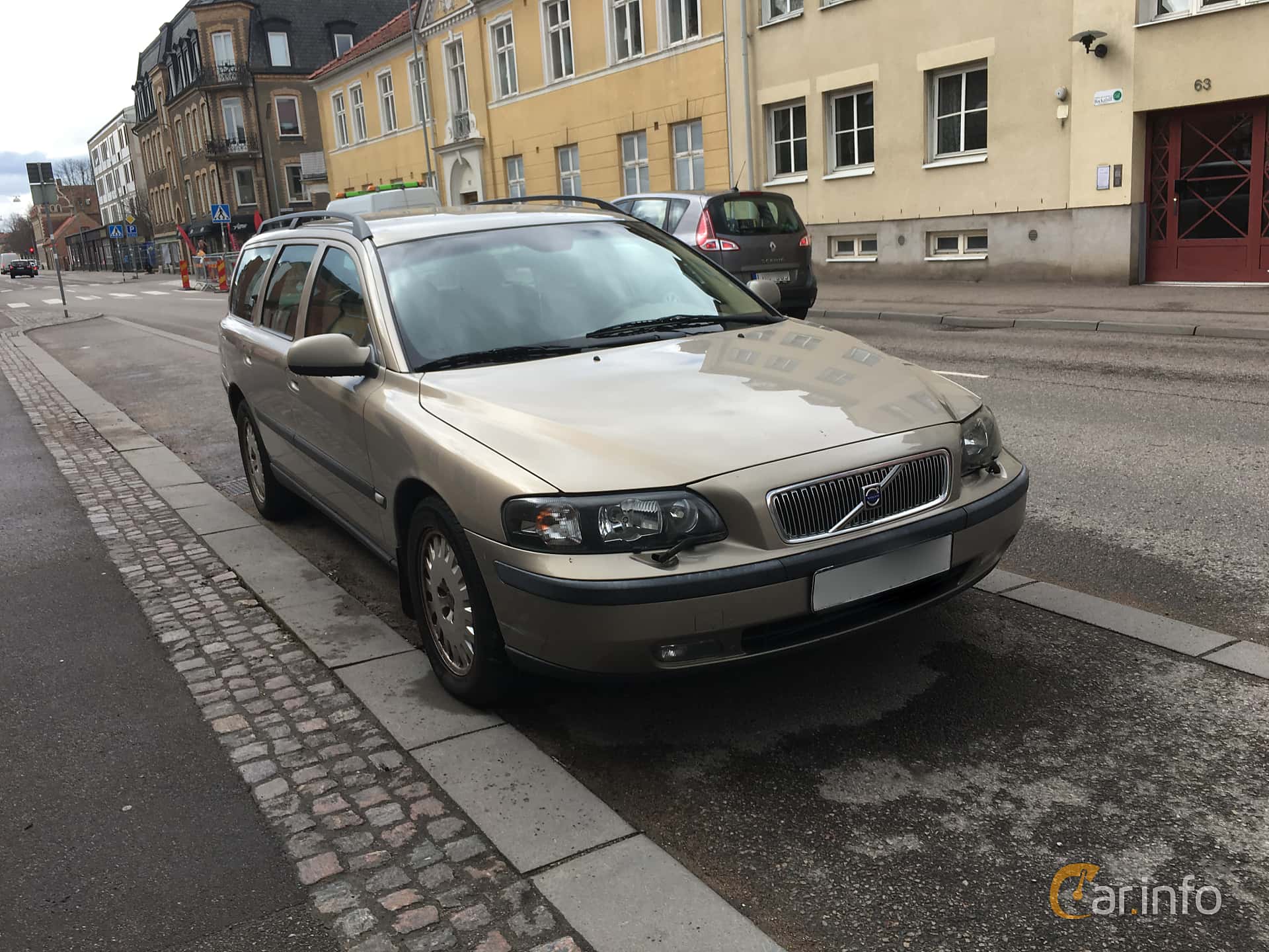 Volvo V70 2.4 CNG 140hp, 2003