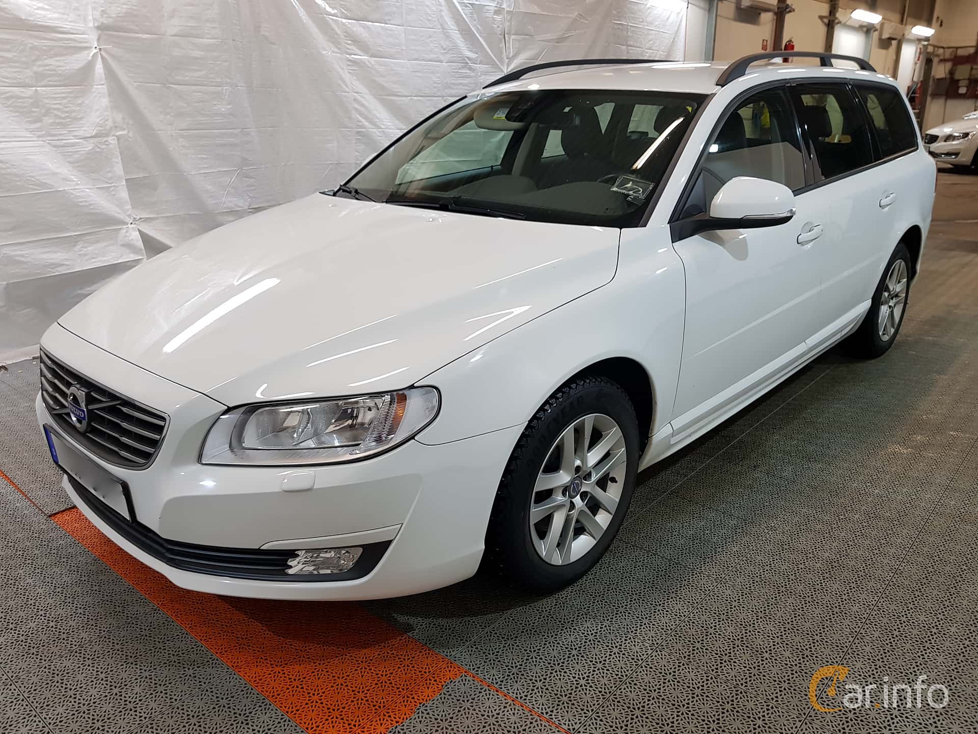 Volvo V70 T4 180hp, 2015