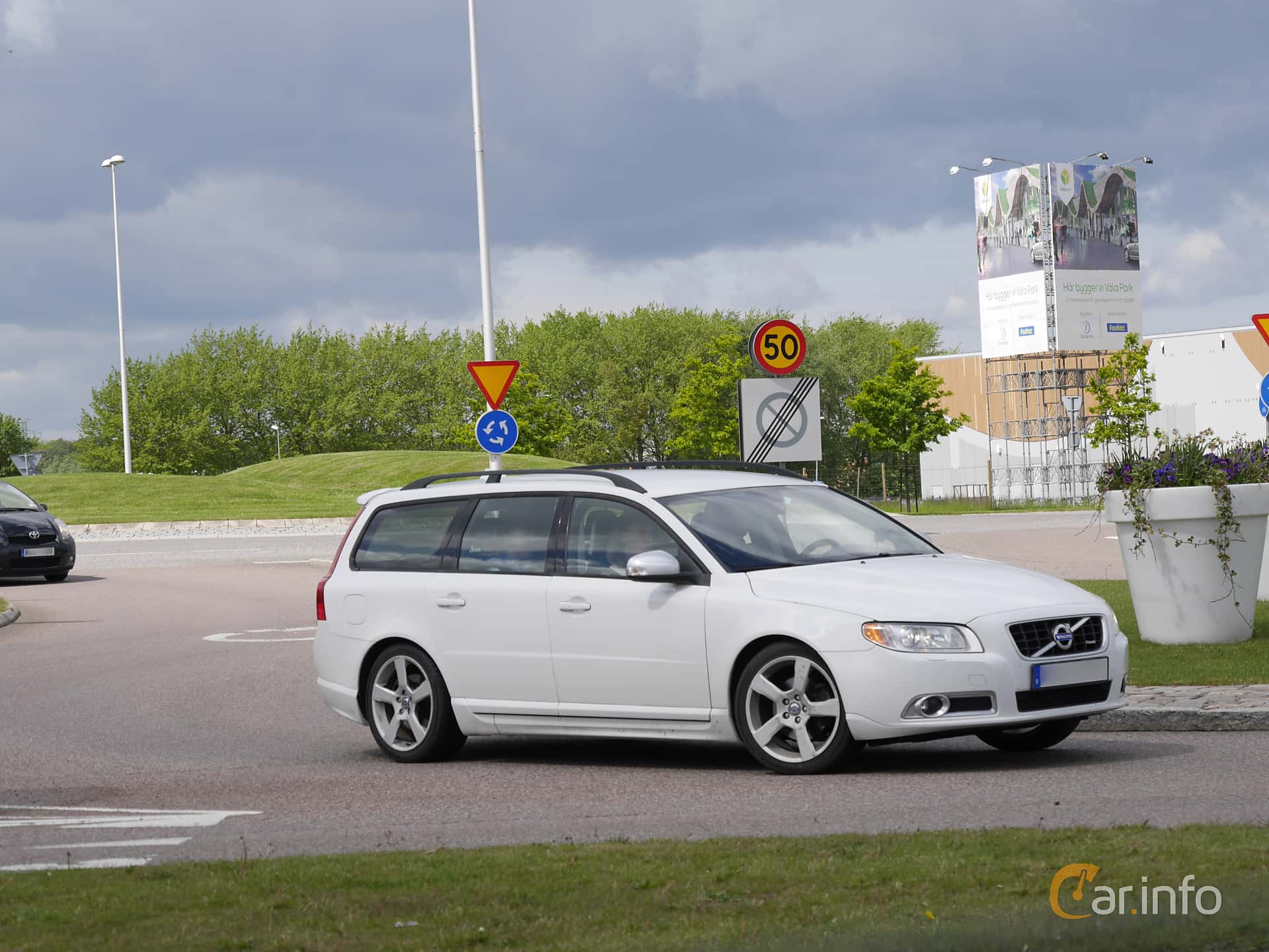 Volvo V70 T4 Powershift, 180hp, 2011