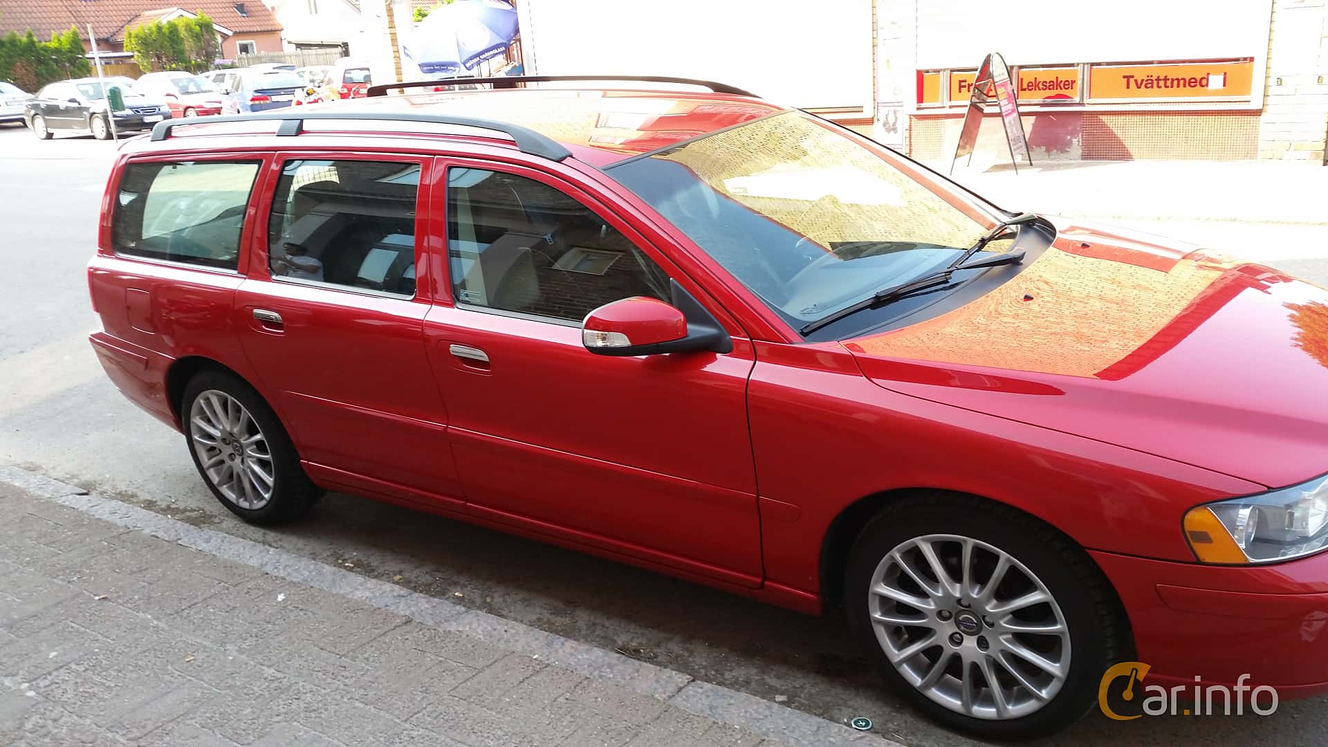Volvo V70 generation P26 Facelift 2.4D Manual, 6-speed