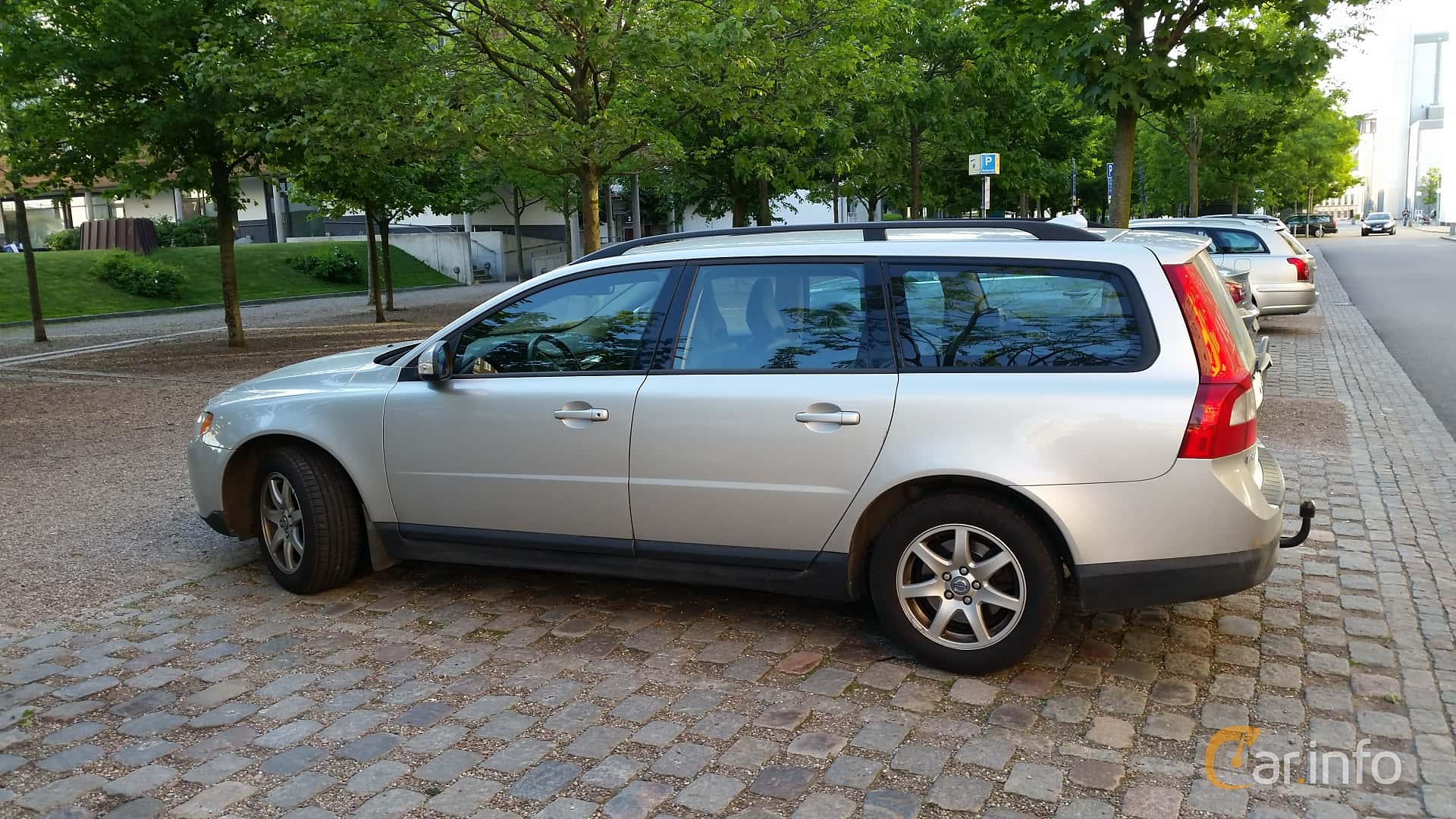Volvo V70 2.5T 200hp, 2009