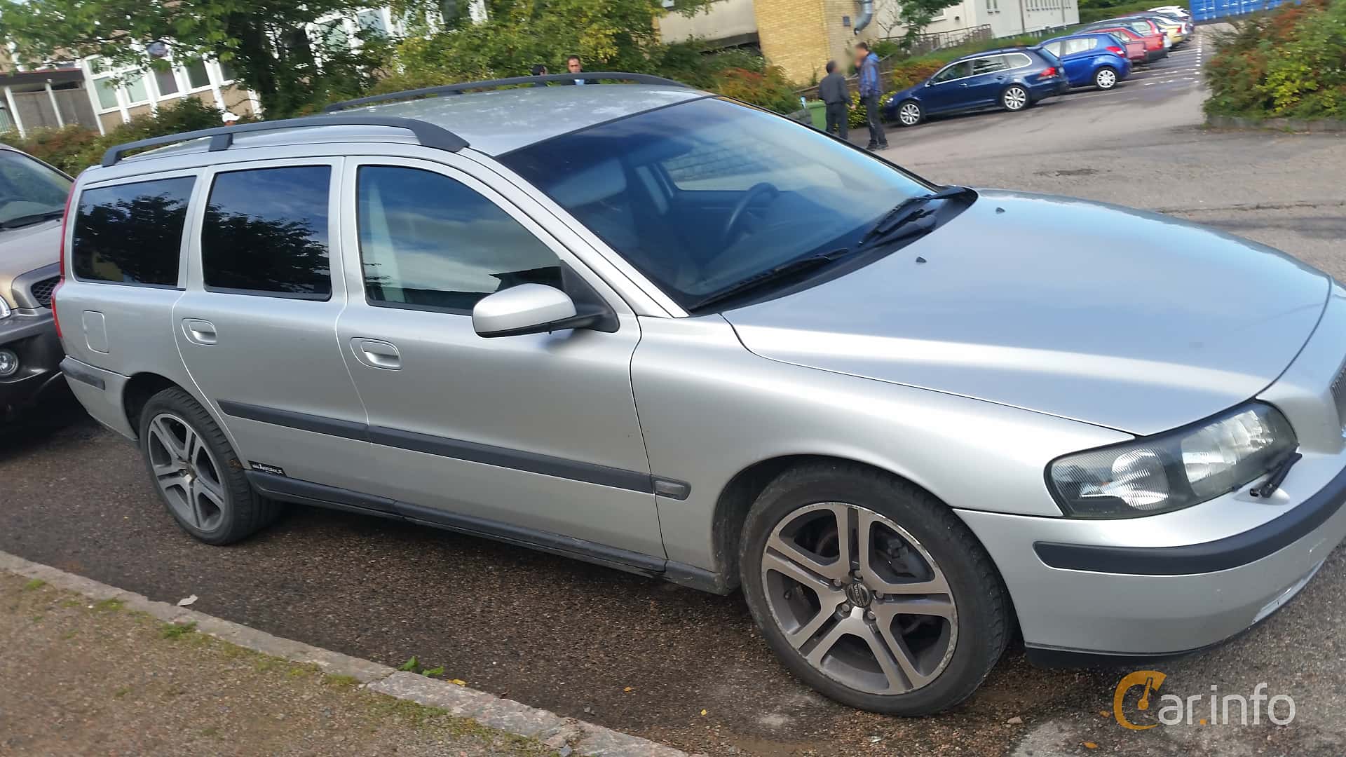 Volvo V70 generation P26 D5 Automatic, 5-speed