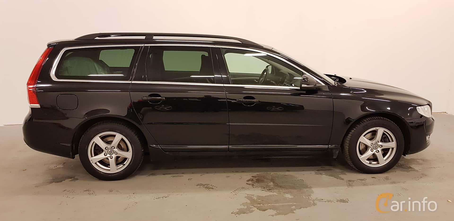 Volvo V70 generation 24 2nd Facelift D3