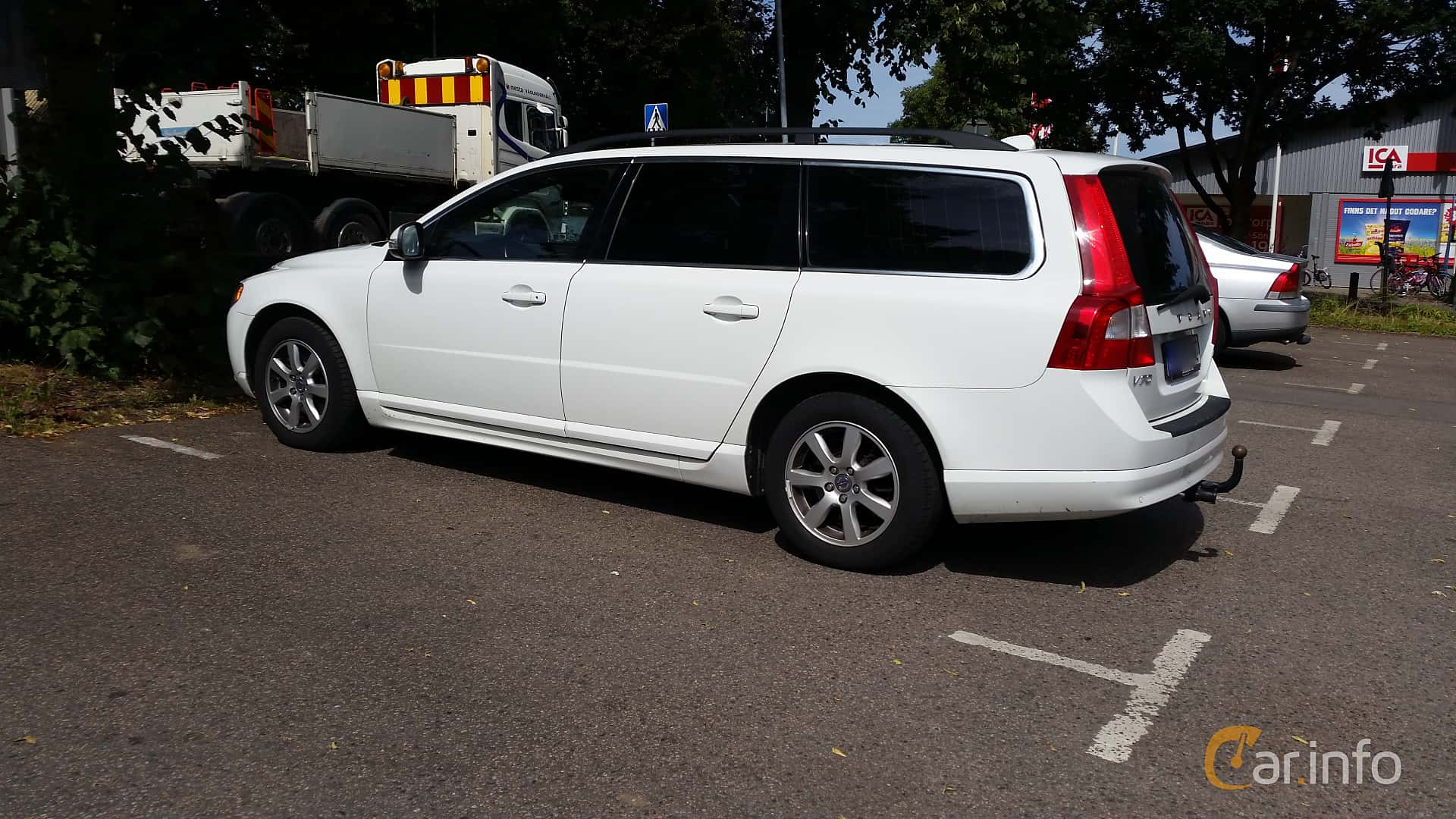 Volvo V70 generation 24 D3