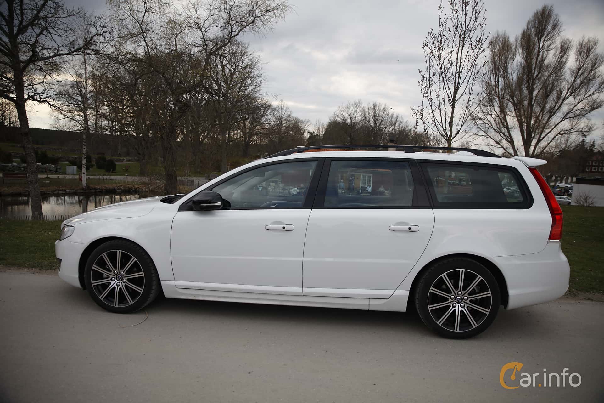 Volvo V70 generation 24 2nd Facelift D4