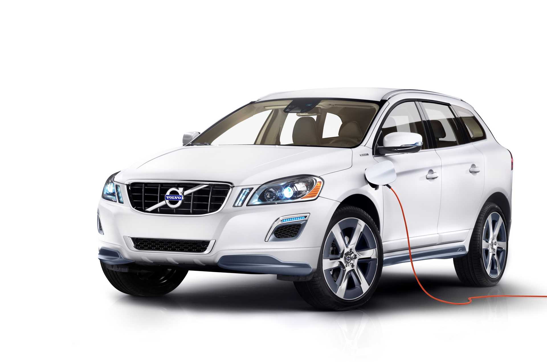 Volvo XC-60 Plug-in Hybrid Plug-in Hybrid AWD Automatic, 355hp, 2012