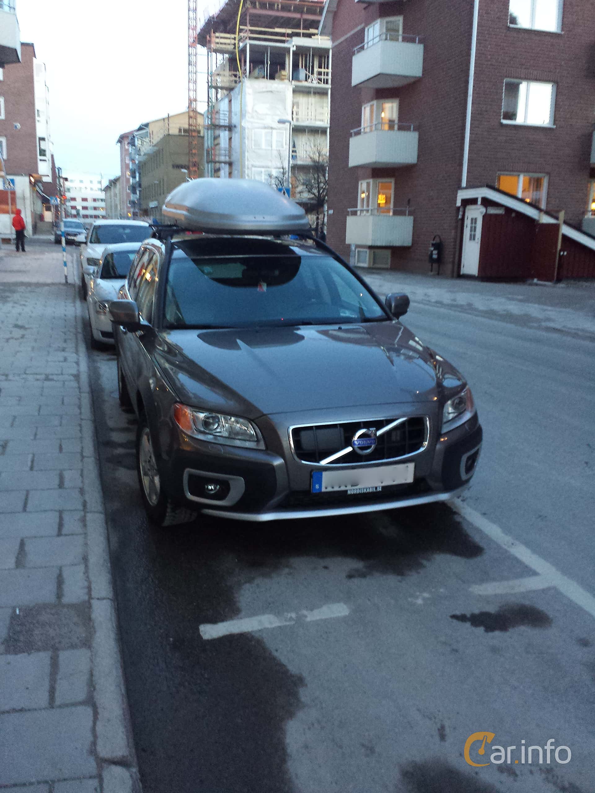 Volvo XC70 D5 AWD Geartronic, 205hp, 2010